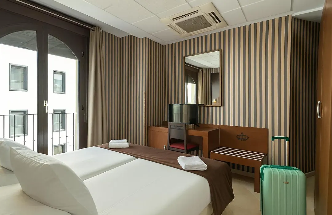 Hotel Duquesa-1