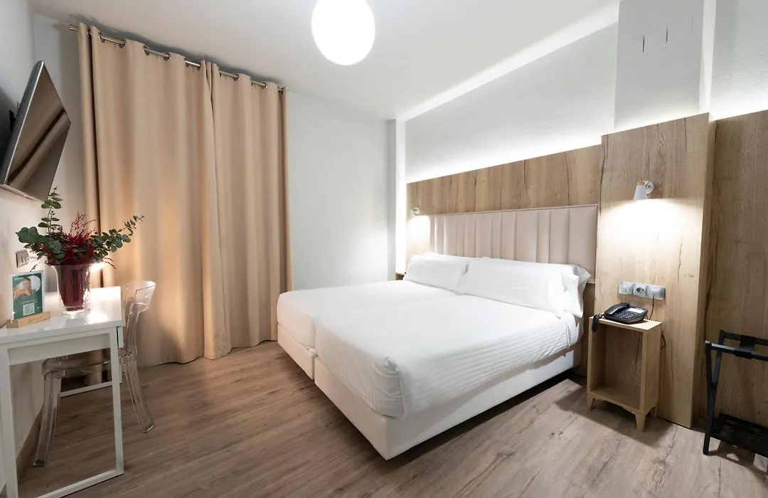 Hotel Sercotel Doña Carmela-1
