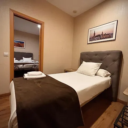 Hotel Plaza-2