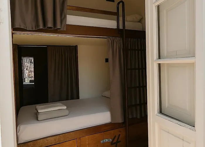 Lodge: Black Swan Hostel Sevilla